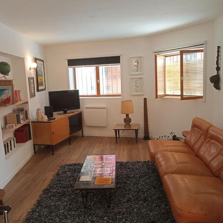 Thuir: Superbe Appartement ภายนอก รูปภาพ